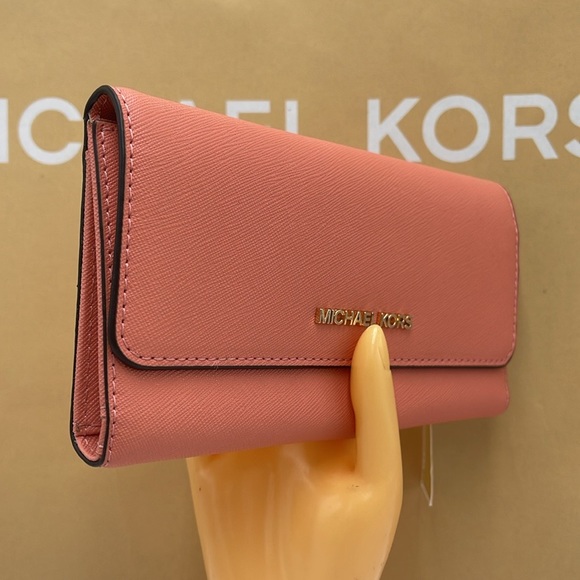 MICHAEL KORS JET SET TRAVEL LARGE TRIFOLD WALLET SHERBERT COLOR
NWT - Picture 2 of 16
